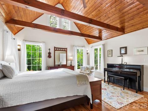 84 Arthur Road Asheville NC 28806