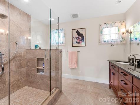 84 Arthur Road Asheville NC 28806