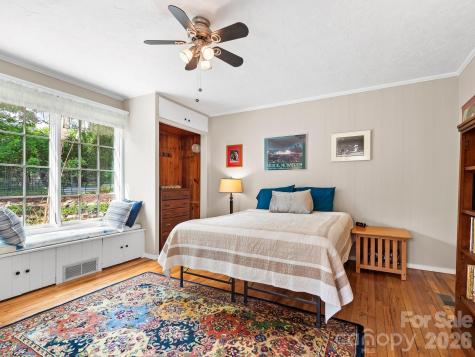 84 Arthur Road Asheville NC 28806