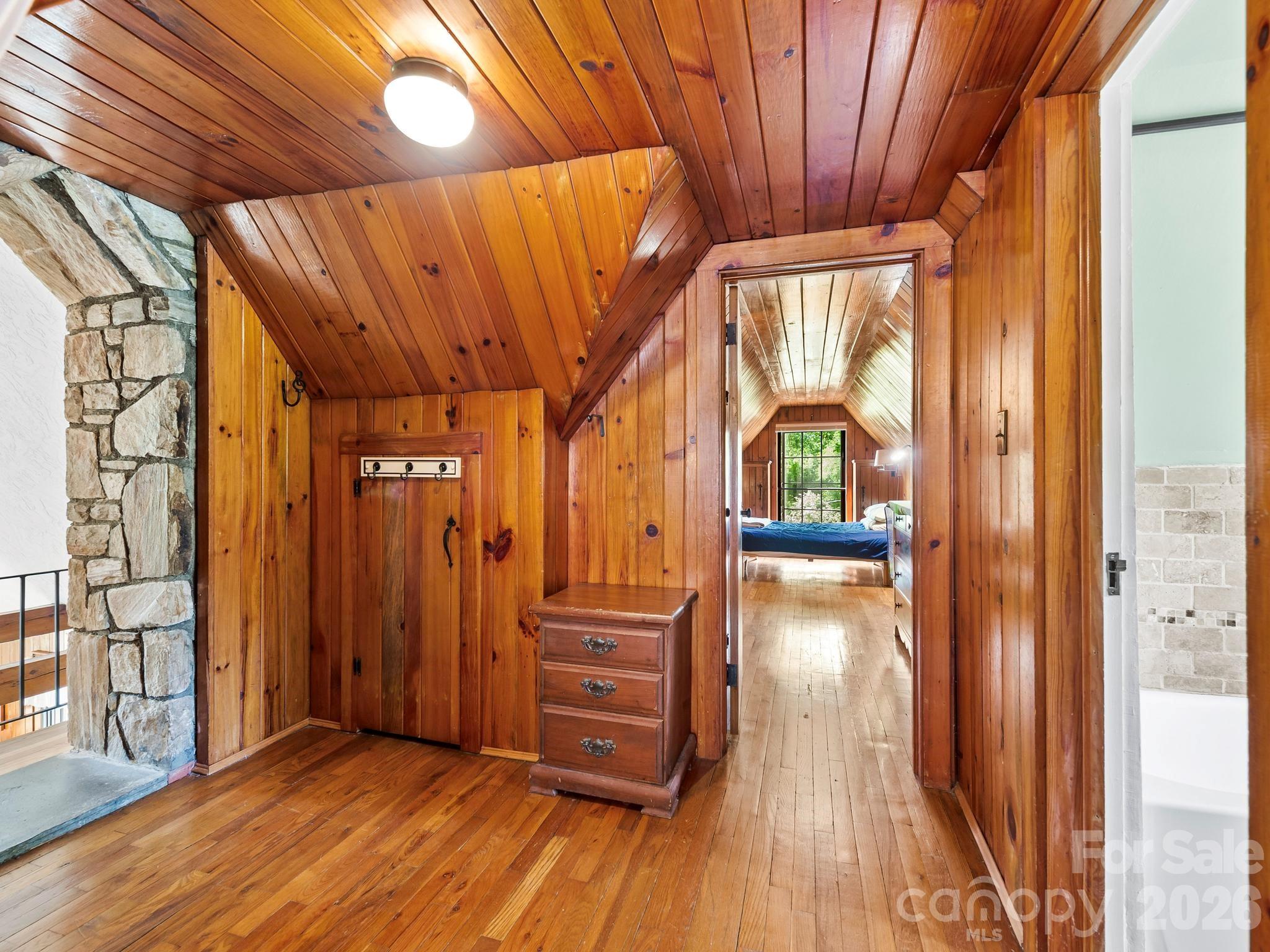 84 Arthur Road Asheville NC 28806