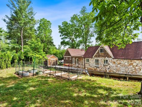 84 Arthur Road Asheville NC 28806