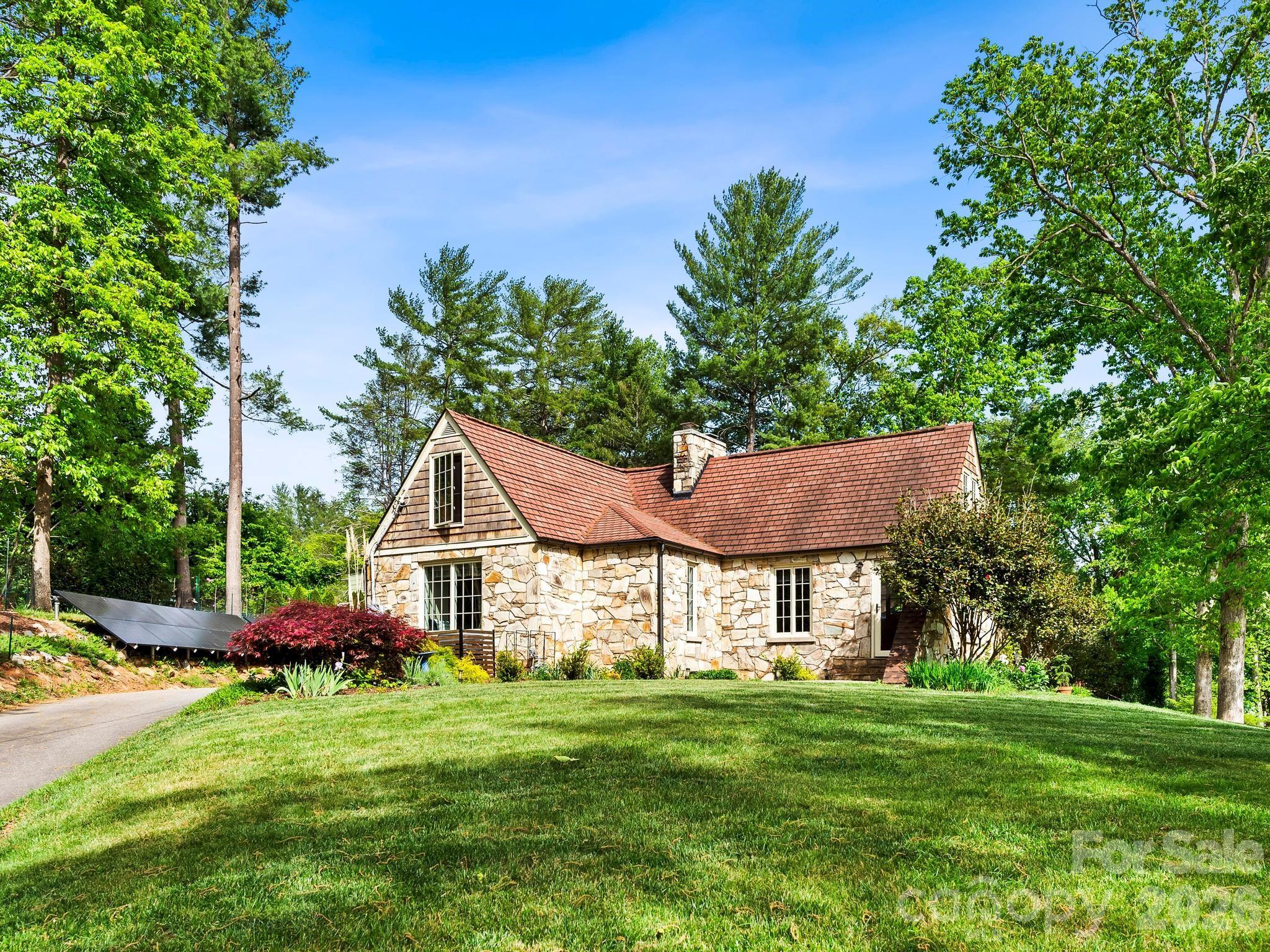84 Arthur Road Asheville NC 28806
