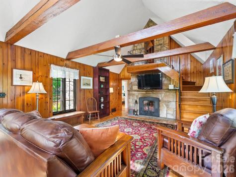 84 Arthur Road Asheville NC 28806