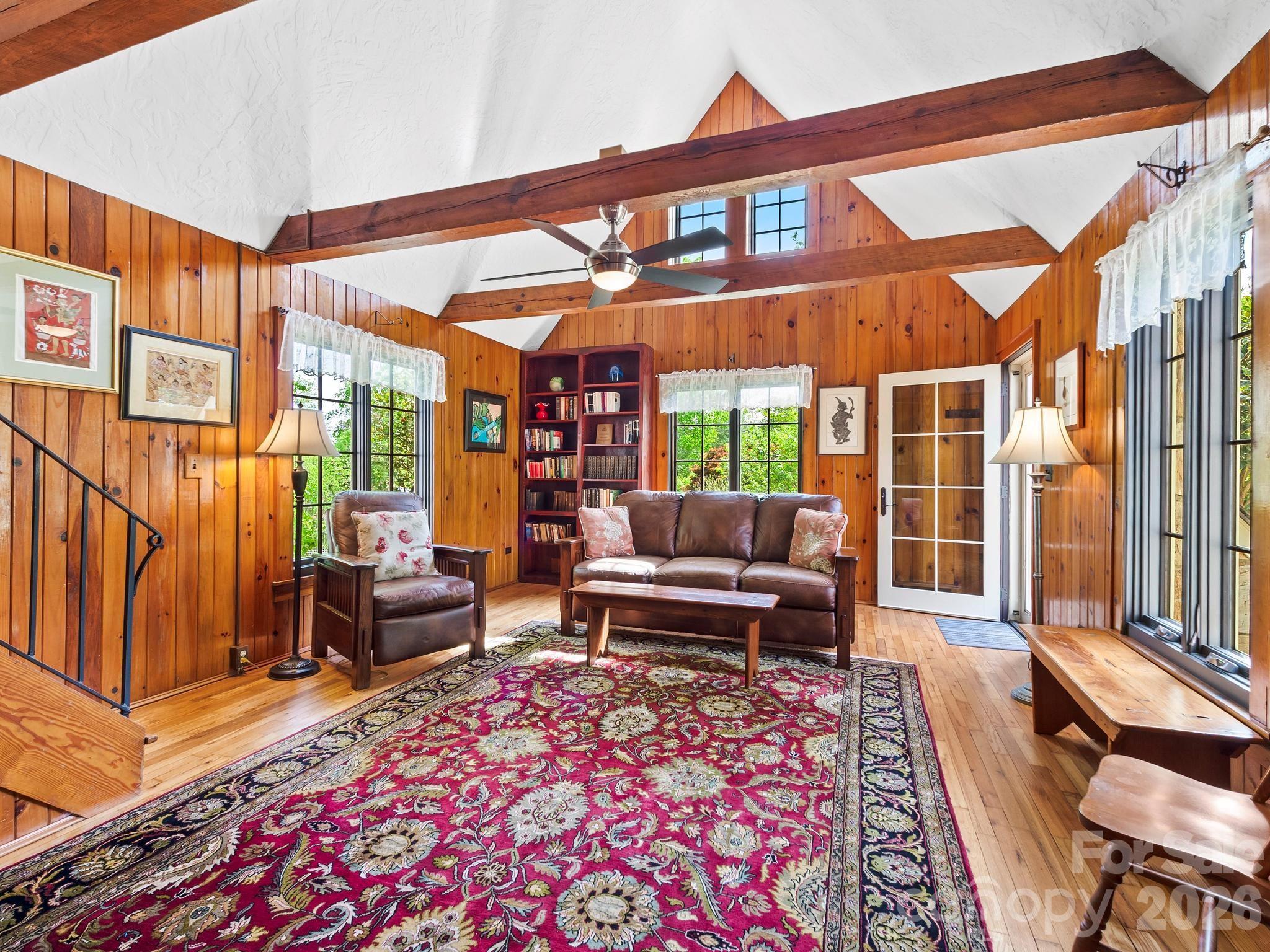 84 Arthur Road Asheville NC 28806