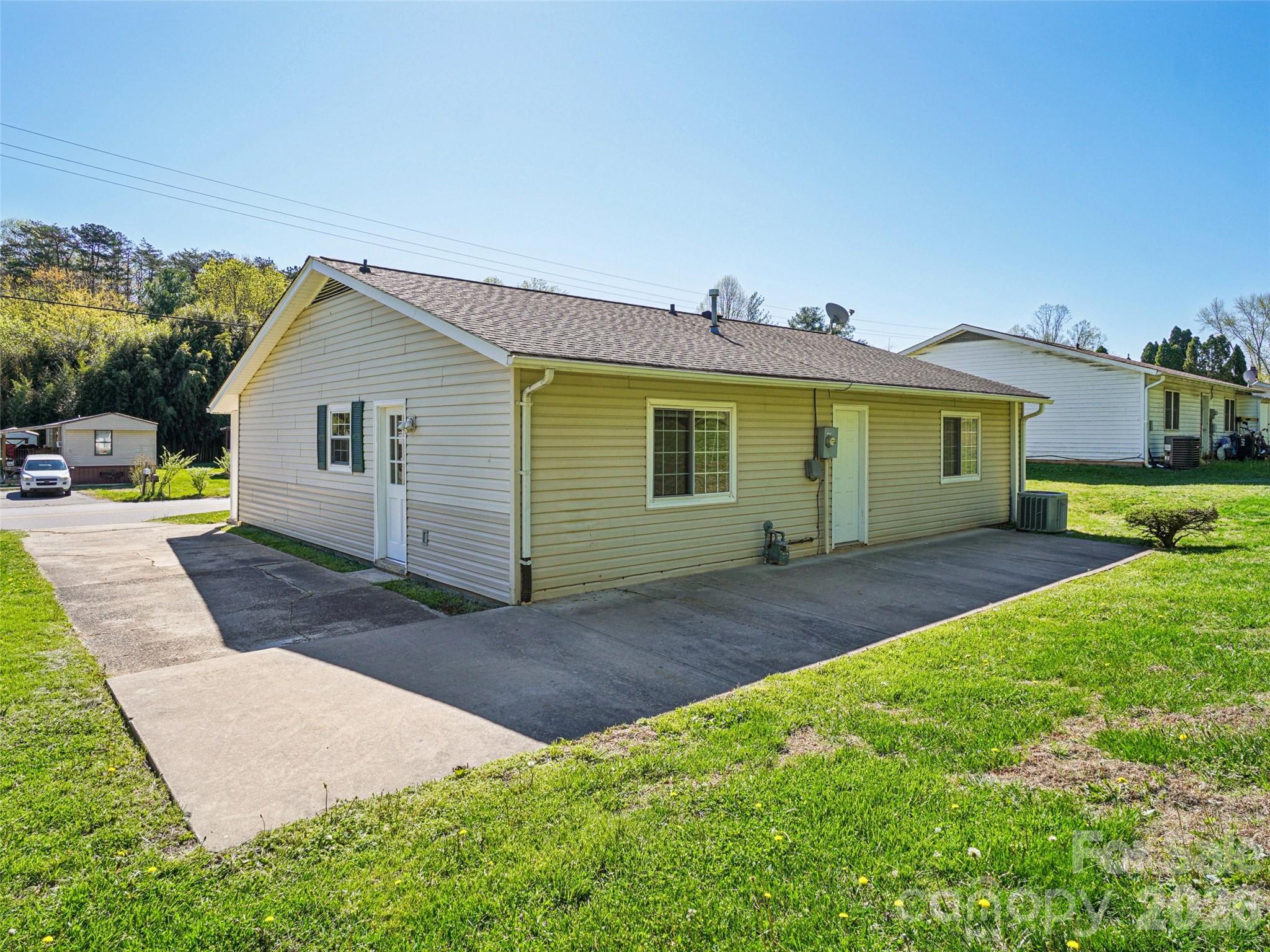 88 Lees Creek Road Asheville NC 28806