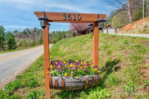 3610 Collettsville Road Lenoir NC 28645