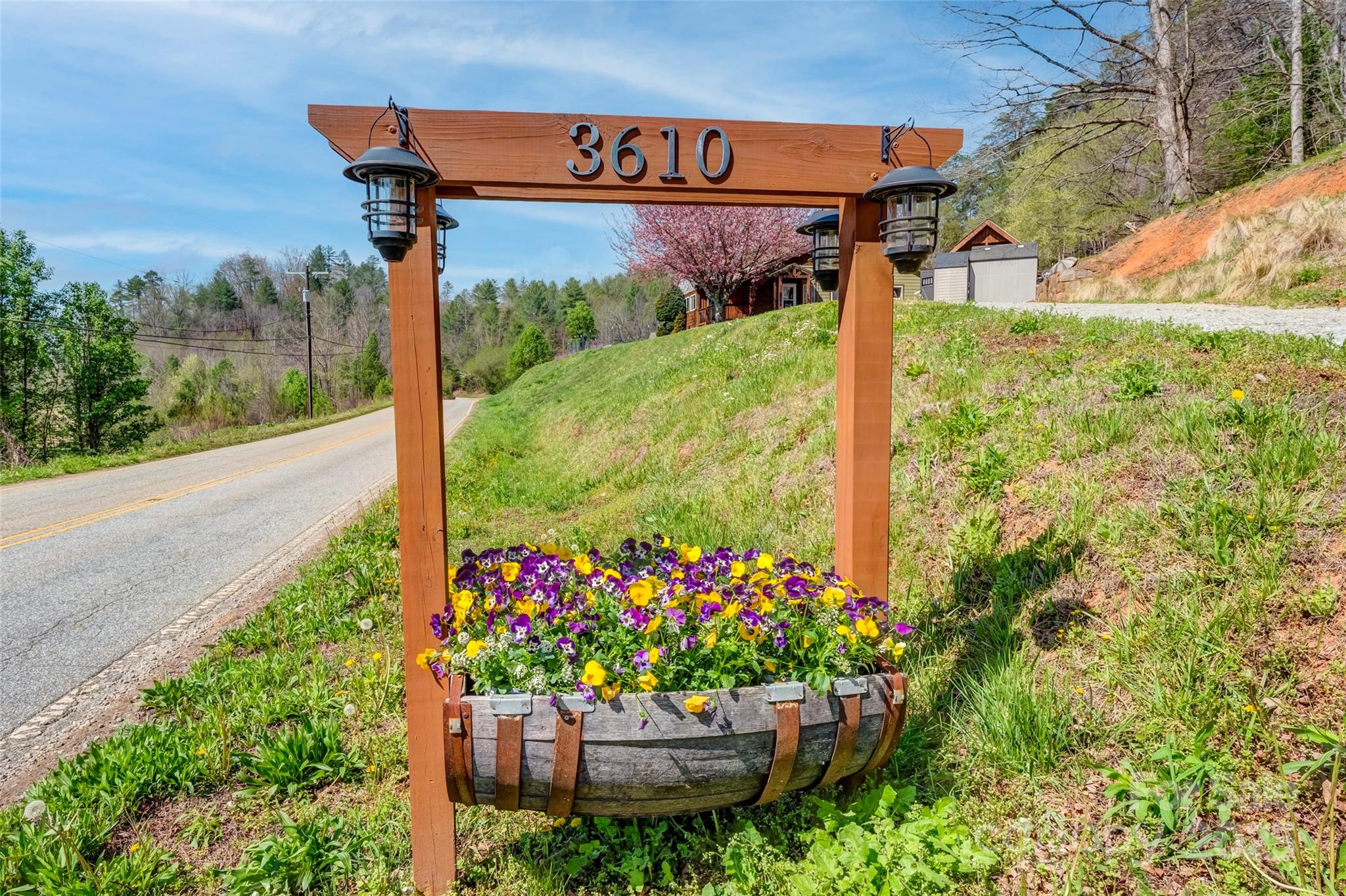 3610 Collettsville Road Lenoir NC 28645