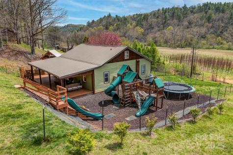 3610 Collettsville Road Lenoir NC 28645