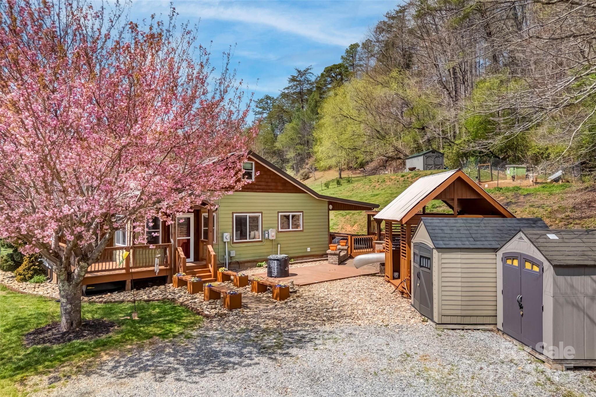 3610 Collettsville Road Lenoir NC 28645