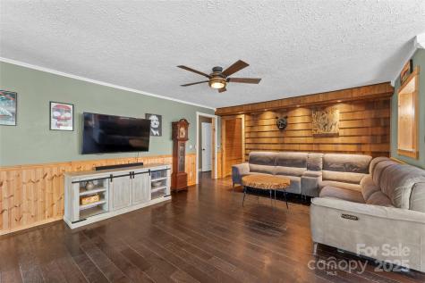 3610 Collettsville Road Lenoir NC 28645