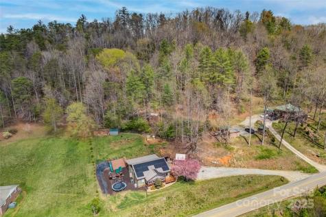 3610 Collettsville Road Lenoir NC 28645