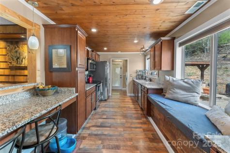 3610 Collettsville Road Lenoir NC 28645