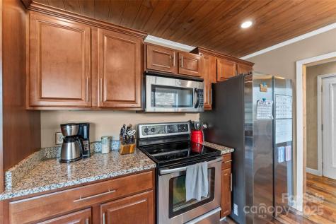 3610 Collettsville Road Lenoir NC 28645