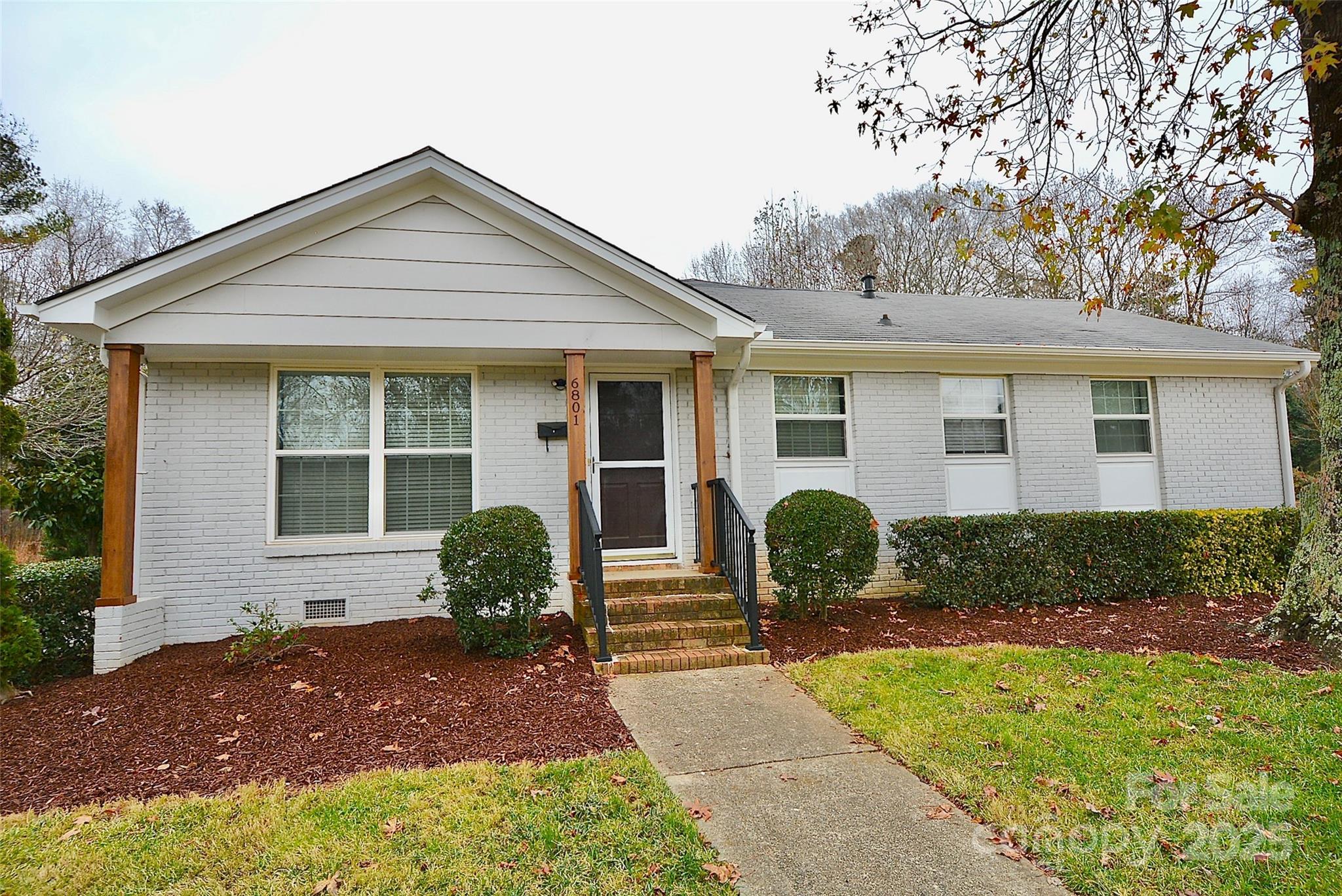 6801 Barrington Drive Charlotte NC 28215