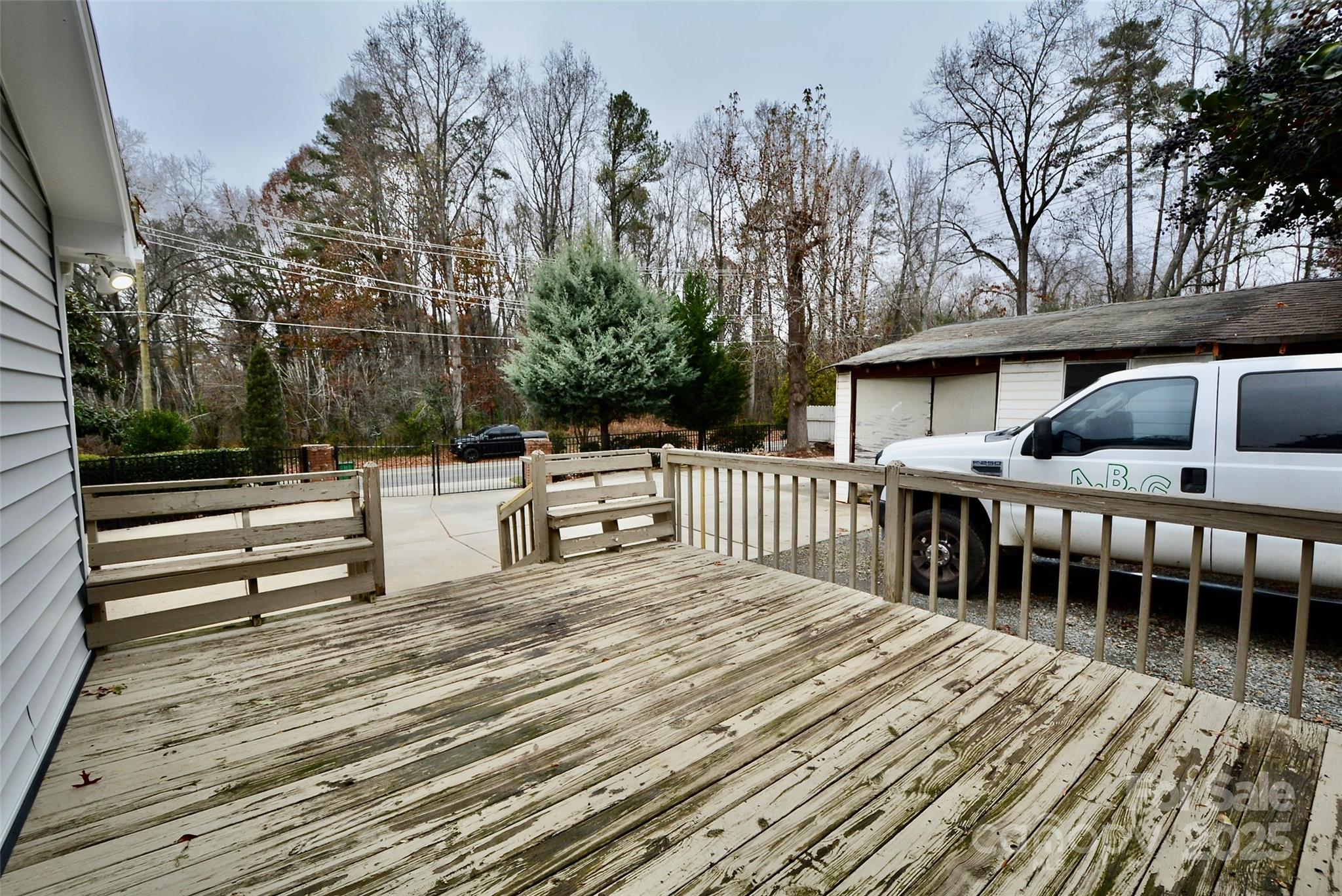 6801 Barrington Drive Charlotte NC 28215
