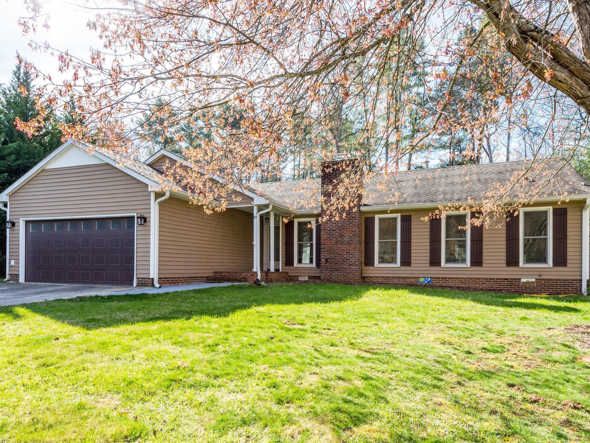 10 Marlwood Court Asheville NC 28804