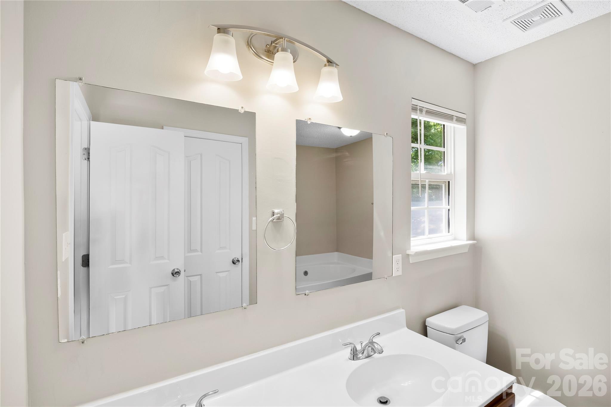 9713 Aviary Hill Way Charlotte NC 28214