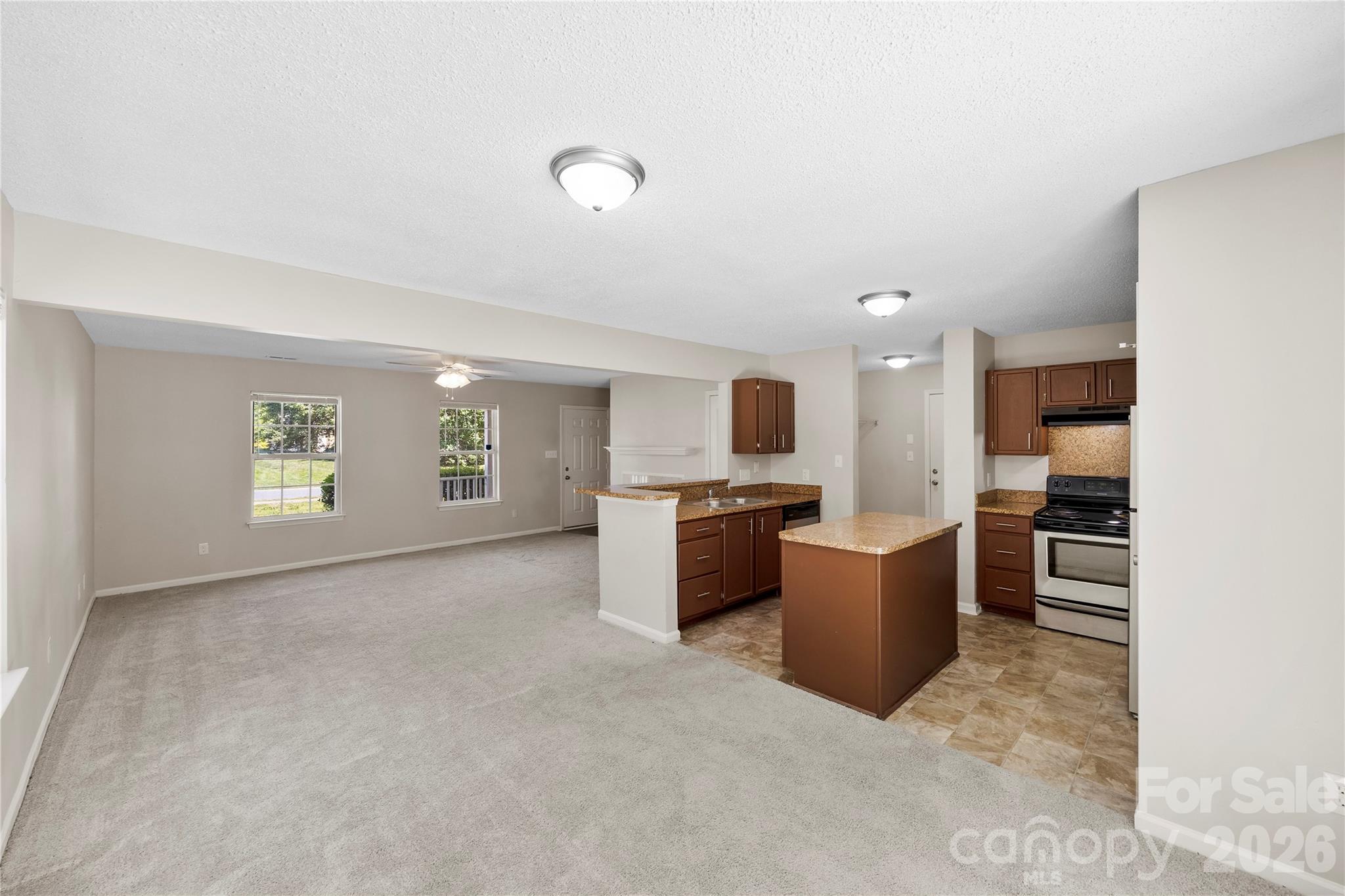 9713 Aviary Hill Way Charlotte NC 28214