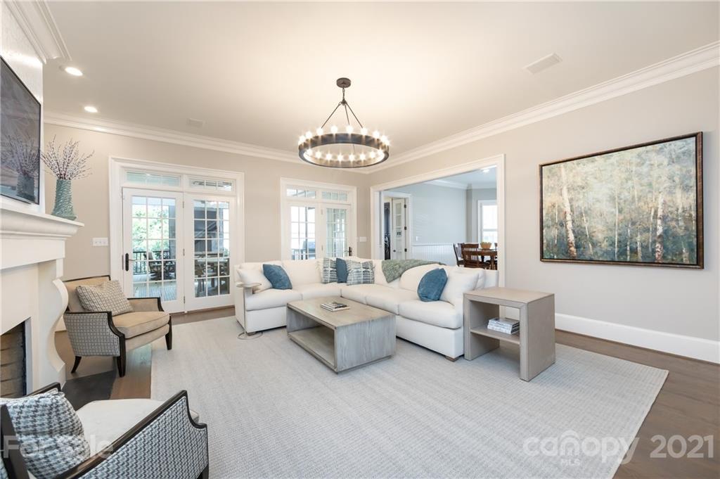 2035 Hastings Drive Charlotte NC 28207