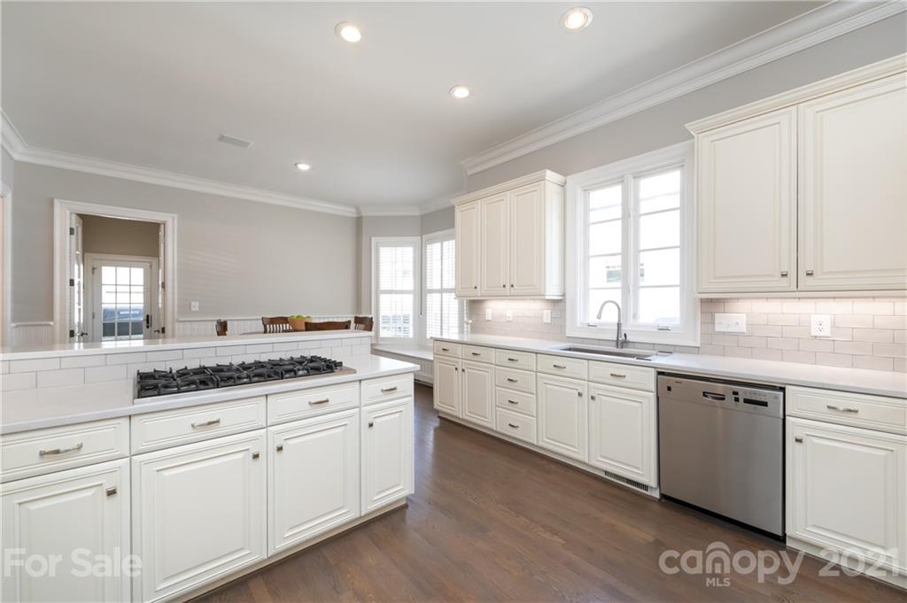 2035 Hastings Drive Charlotte NC 28207