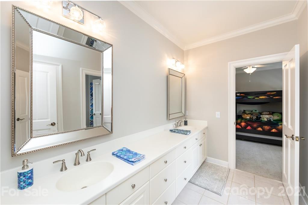 2035 Hastings Drive Charlotte NC 28207