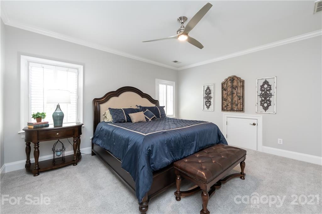 2035 Hastings Drive Charlotte NC 28207