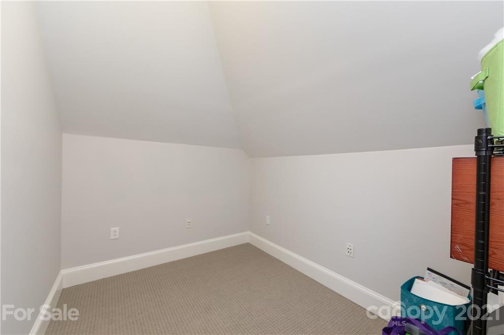 2035 Hastings Drive Charlotte NC 28207
