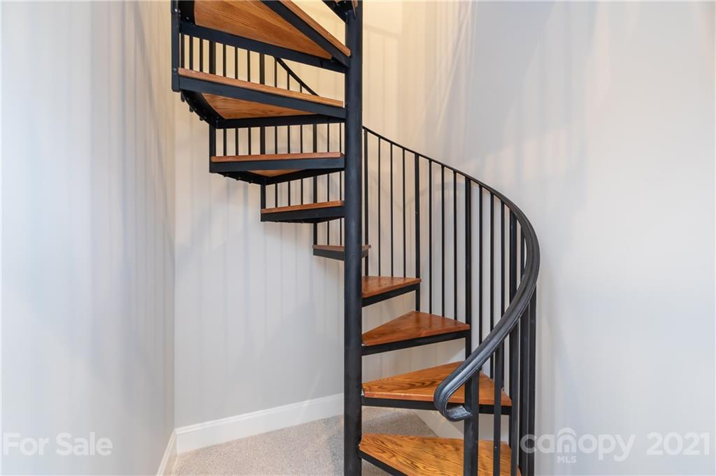 2035 Hastings Drive Charlotte NC 28207