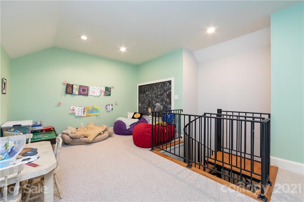 2035 Hastings Drive Charlotte NC 28207