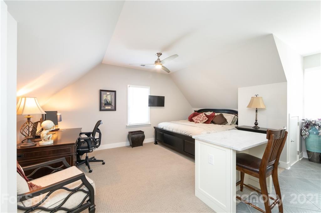 2035 Hastings Drive Charlotte NC 28207