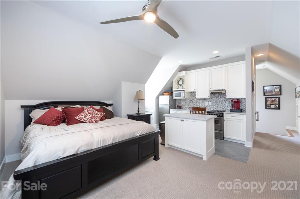 2035 Hastings Drive Charlotte NC 28207