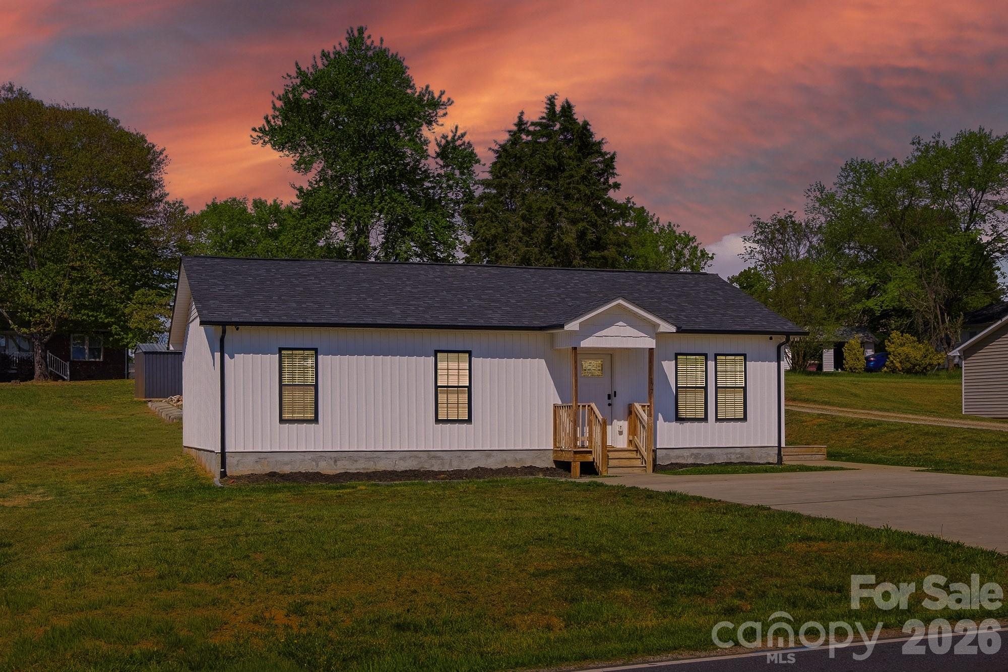 177 Duke Street Granite Falls NC 28630