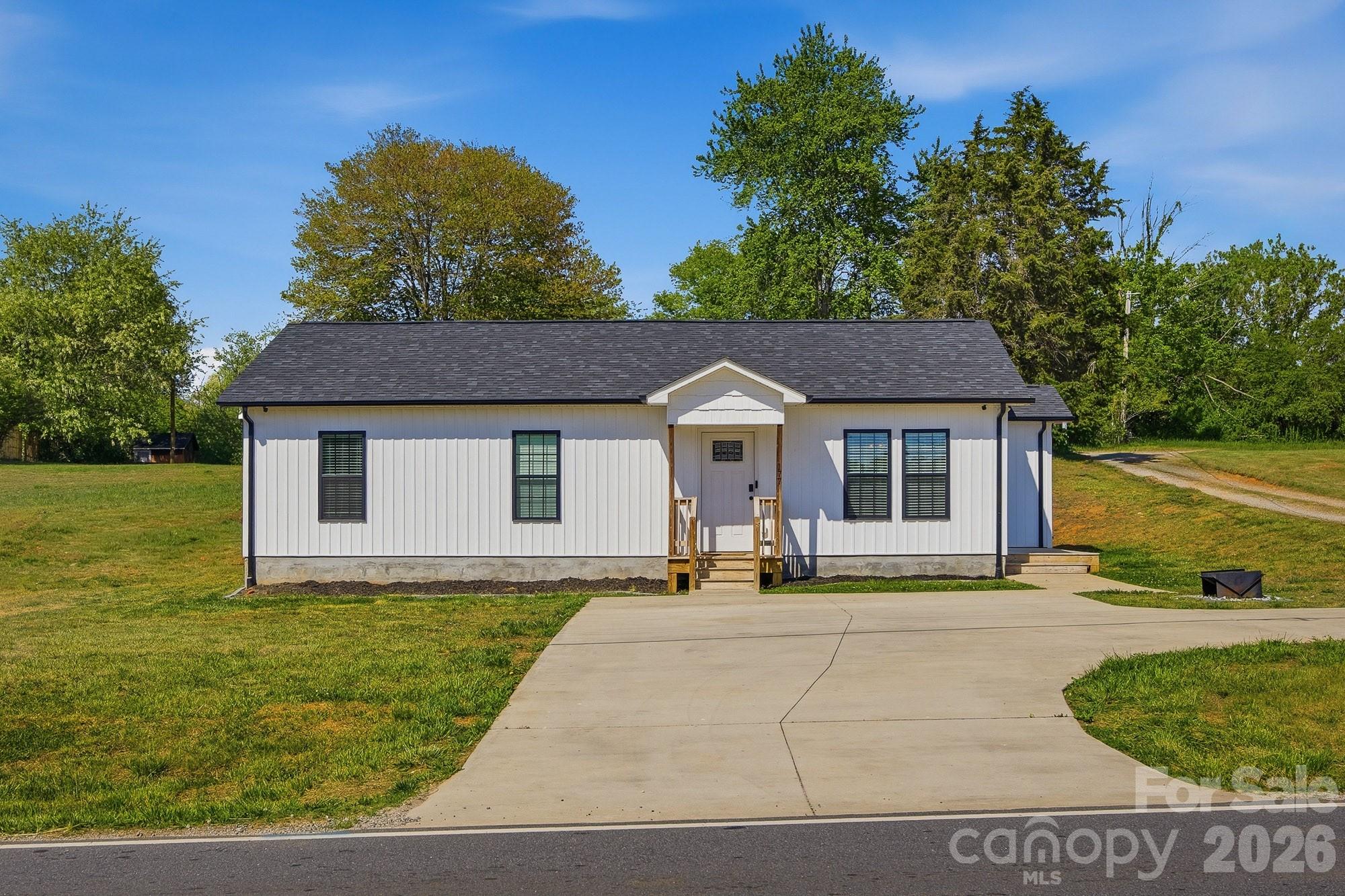 177 Duke Street Granite Falls NC 28630