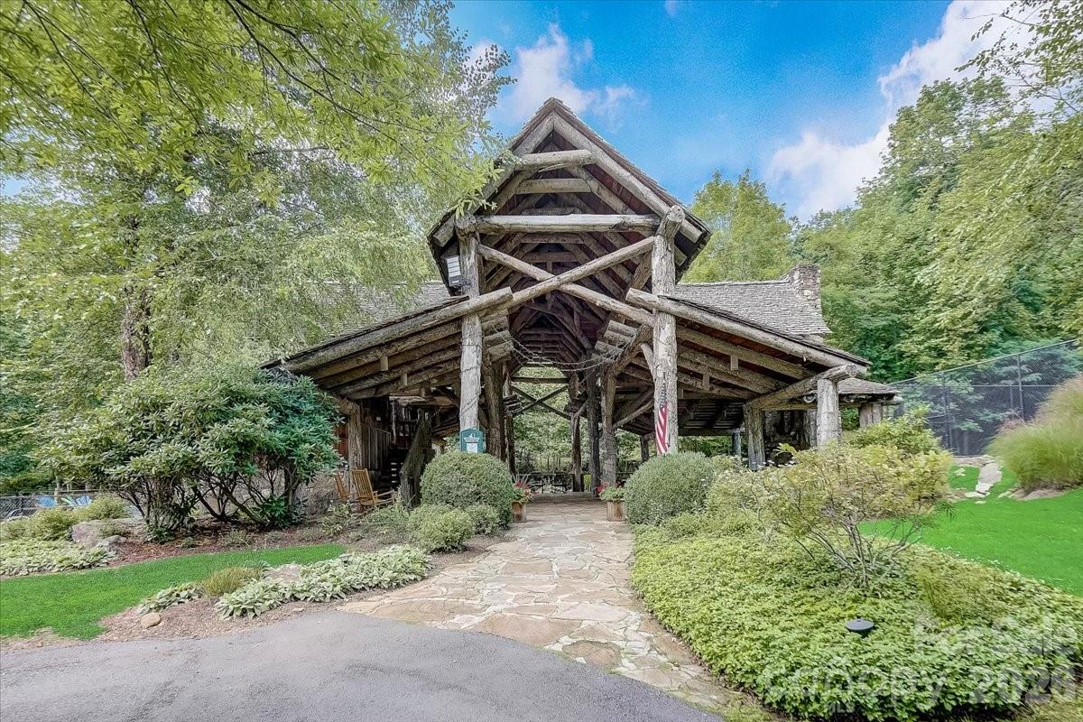 2665 El Miner Drive Mars Hill NC 28754