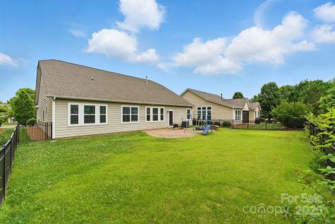 8830 Artesa Mill Lane Charlotte NC 28214