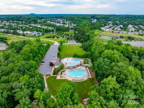 8830 Artesa Mill Lane Charlotte NC 28214