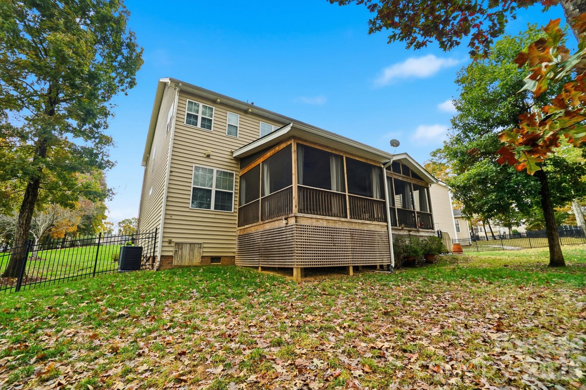 1711 Drexel Bay Lane Charlotte NC 28227