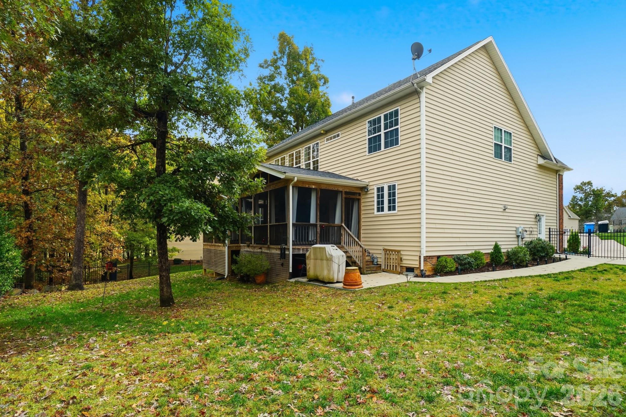 1711 Drexel Bay Lane Charlotte NC 28227