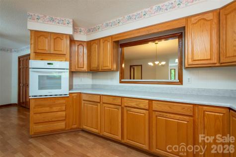 29 Hillcreek Drive Asheville NC 28804