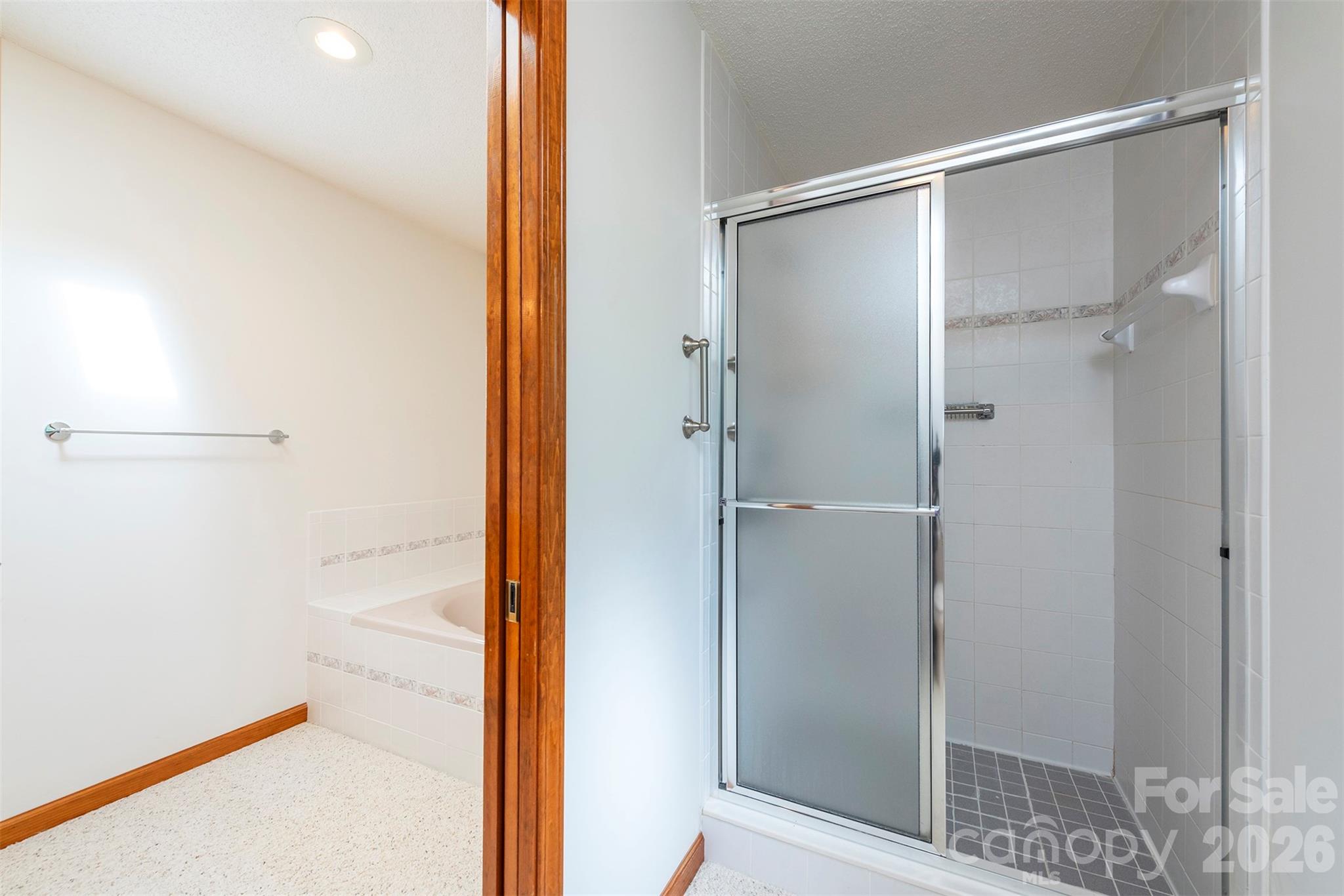 29 Hillcreek Drive Asheville NC 28804