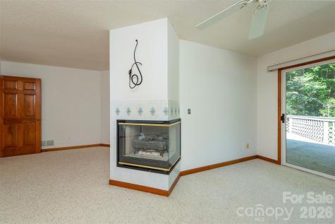 29 Hillcreek Drive Asheville NC 28804