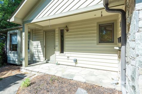 29 Hillcreek Drive Asheville NC 28804