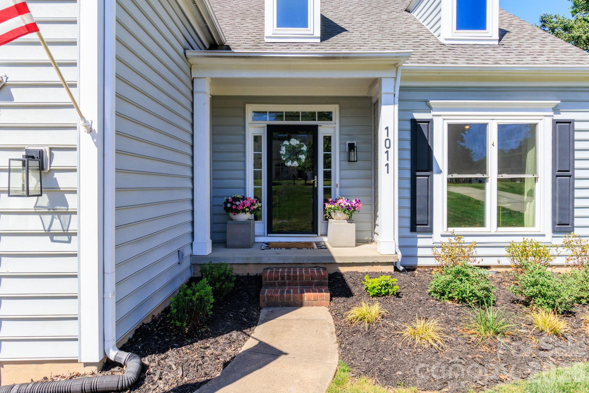 1011 Clearbrook Road Matthews NC 28105