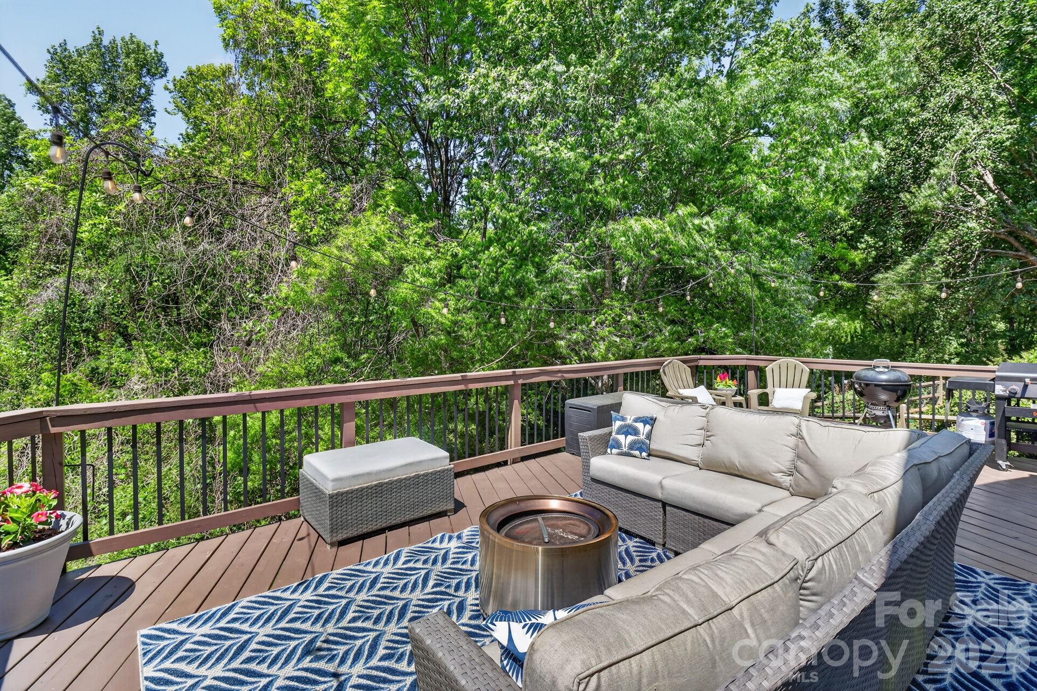 1011 Clearbrook Road Matthews NC 28105