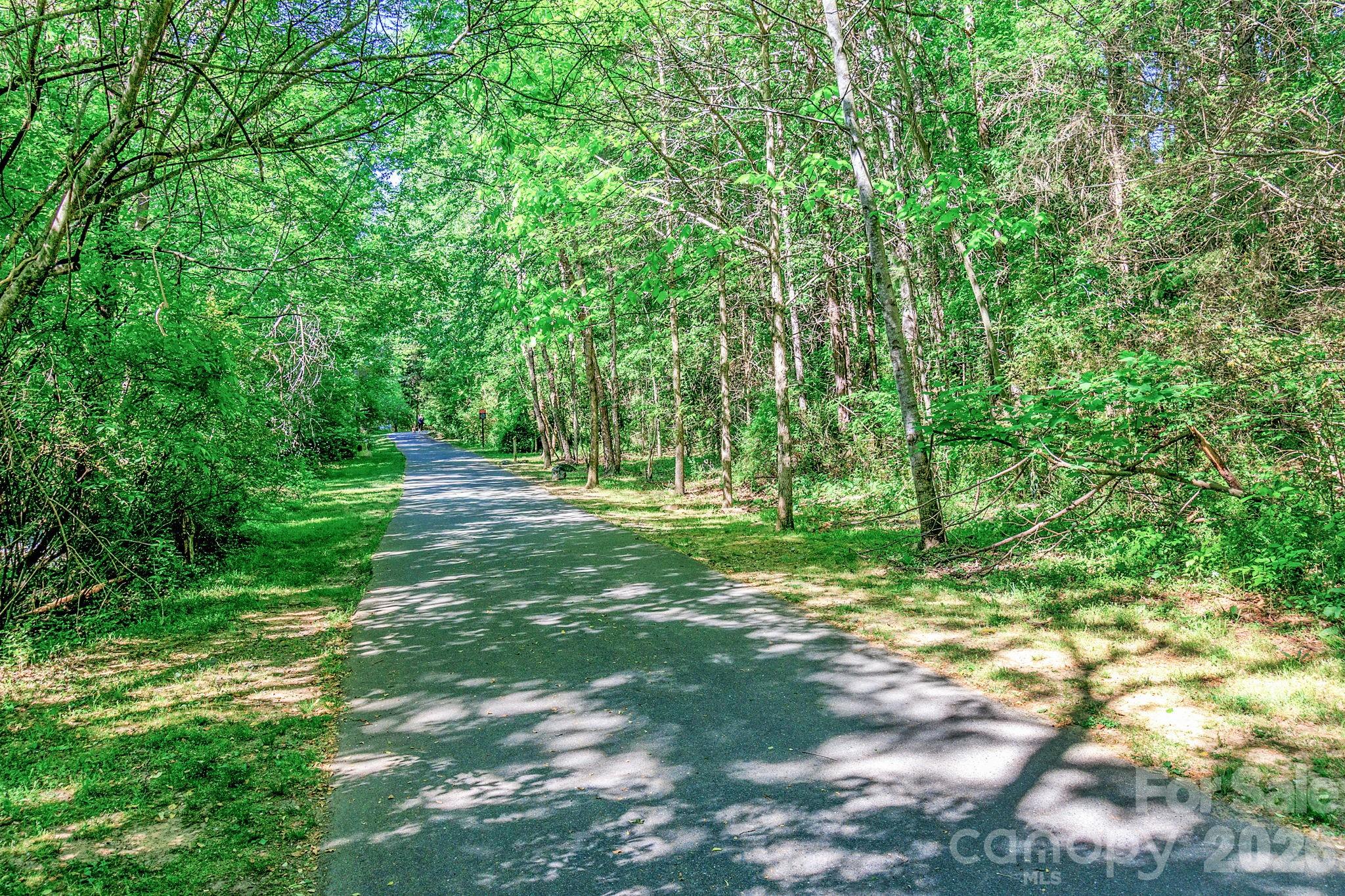 1011 Clearbrook Road Matthews NC 28105