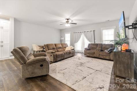 4555 Bristol Drive Morganton NC 28655