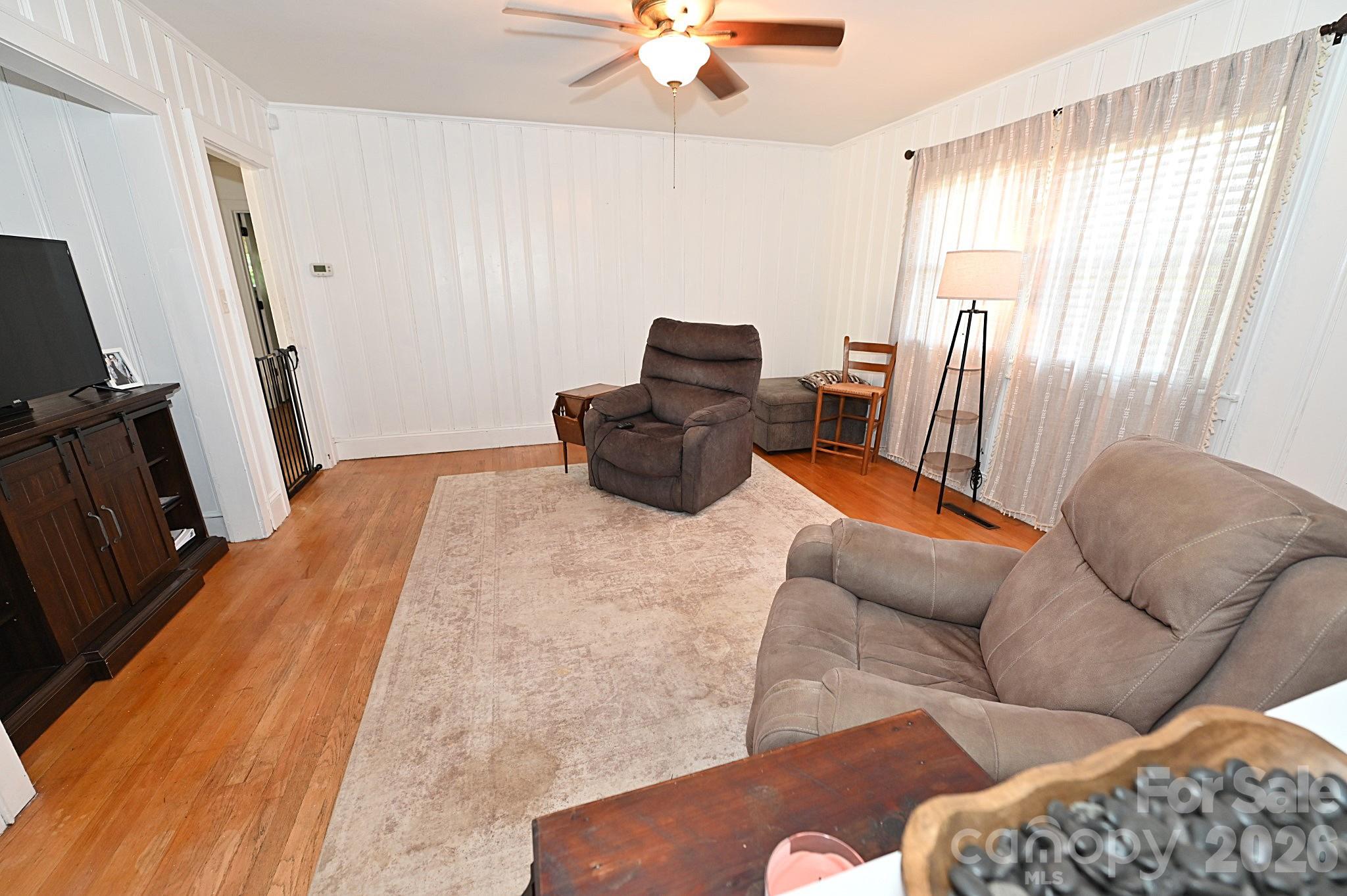 902 E Boyd Street Maiden NC 28650