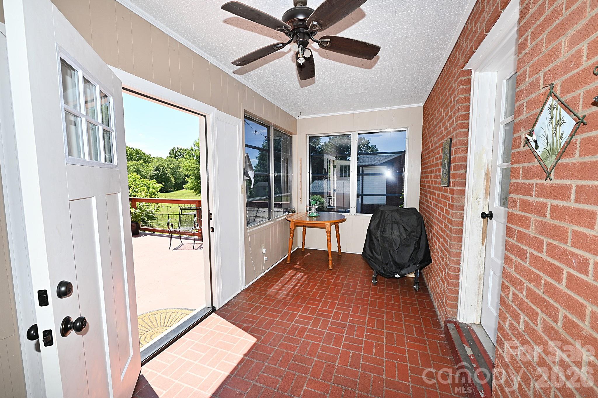 902 E Boyd Street Maiden NC 28650