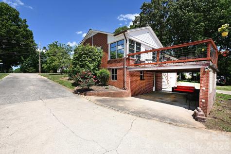 902 E Boyd Street Maiden NC 28650