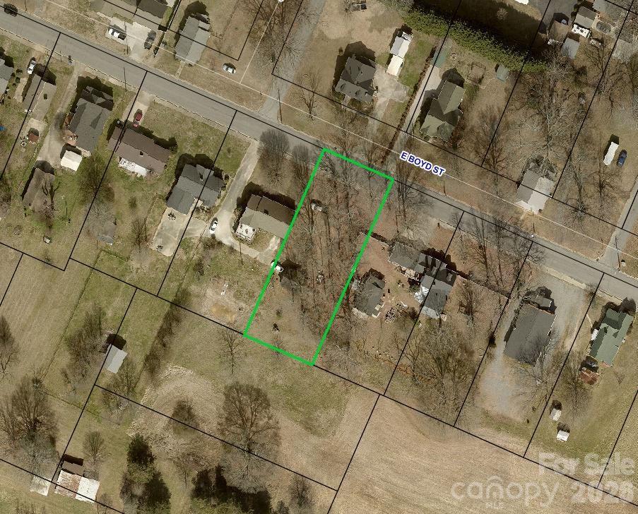 902 E Boyd Street Maiden NC 28650